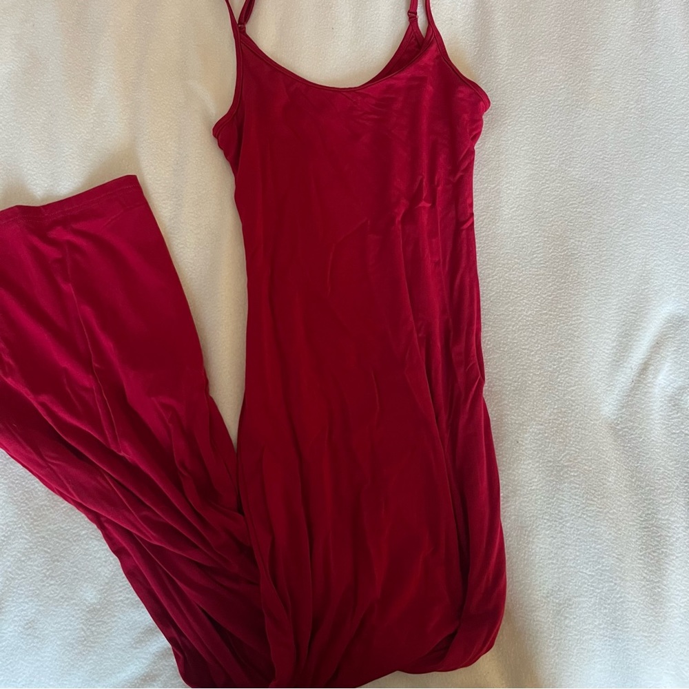 maroon maxi dress